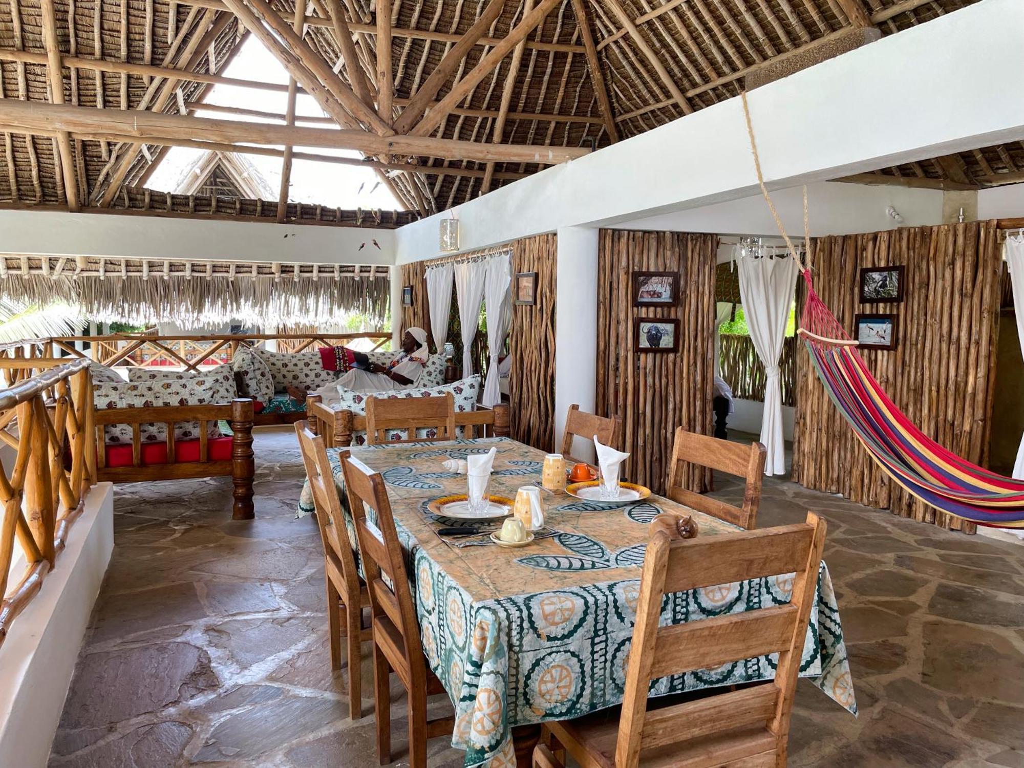 Paka House-Rafiki Village 瓦塔穆 外观 照片