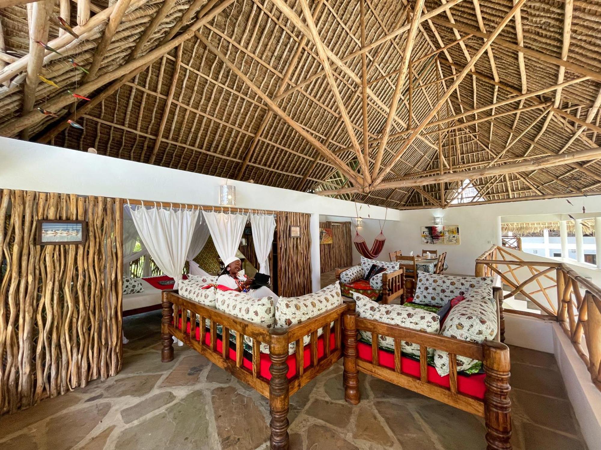 Paka House-Rafiki Village 瓦塔穆 外观 照片